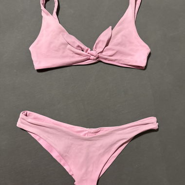 Ensemble de bikini rose