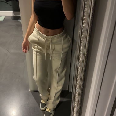 Pantalon de survêtement Bershka avec cordon