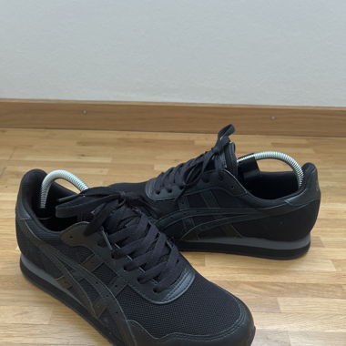 Asics Tiger runner