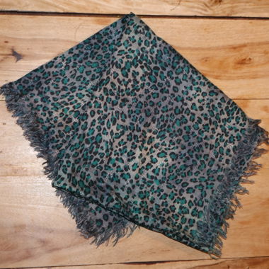 Sciarpa verde-marrone con motivo leopardo /piastrelle