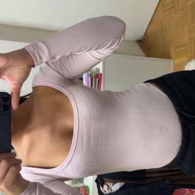 Body rosa a maniche lunghe