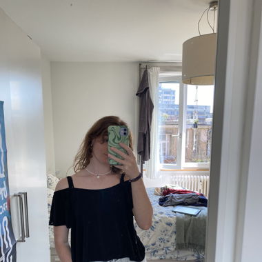 Black top, Offshoulder