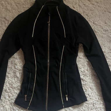 Black zip sweatshirt