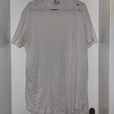 Topman T-shirt bianco con fori e borchie M