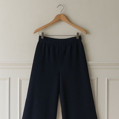 dunkelblaue hose