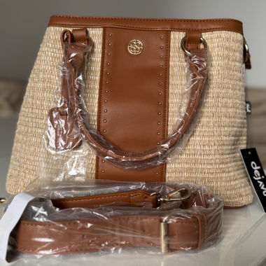 NEW beautiful handbag
