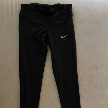 Sportleggins von Nike