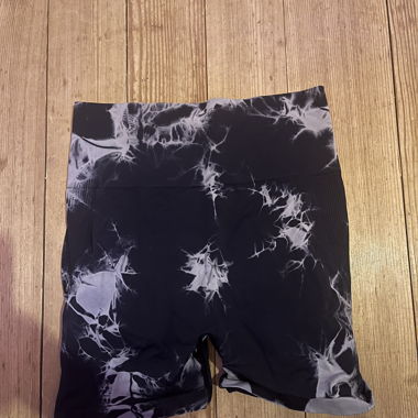 Short de sport batik