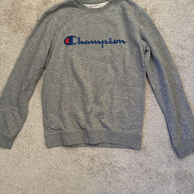 Pull Champion Gris