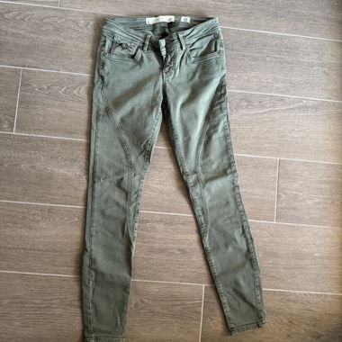 Olive-green Skinny Jeans
