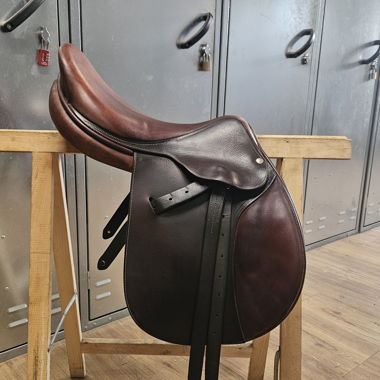 Selle mixte/saut Butet (équitation)