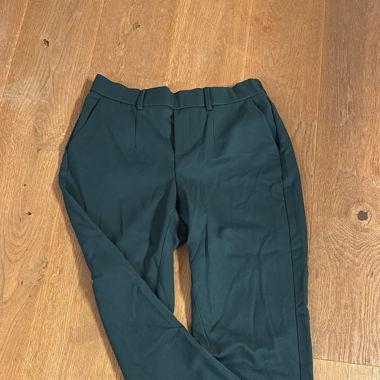 Grüne Anzugshose