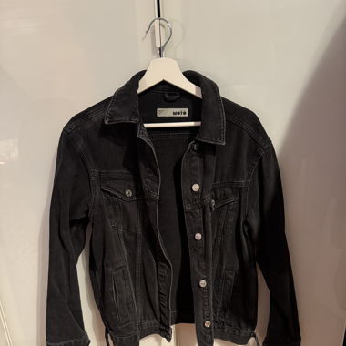 Denim jacket (black)