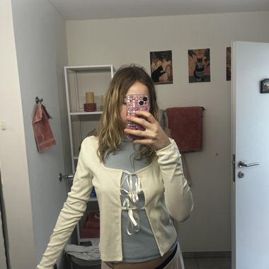 Veste en tricot blanche pour femmes