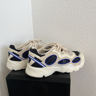 basket Adidas Astir SN W 