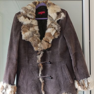 Cappotto vintage marrone in pelle e pelliccia