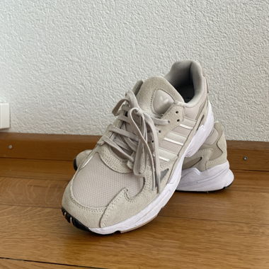 Beige Adidas Sneakers