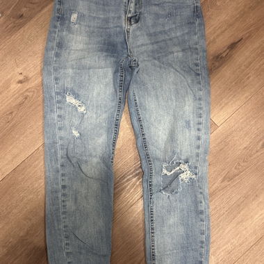 Jeans pour femmes déchirés