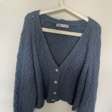 Cardigan corto con bottoni glitterati