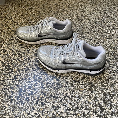 Nike P6000 argento