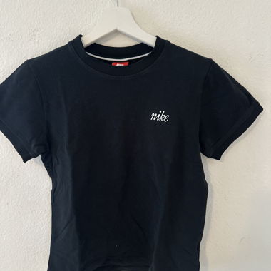 Nike T-shirt