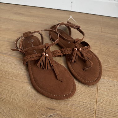 Sandals (new with tag)