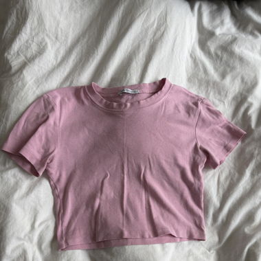 Schönes Pinkes Cropped Shirt