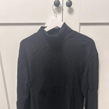 Kragenpullover