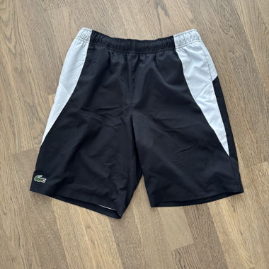 Short Lacoste 
