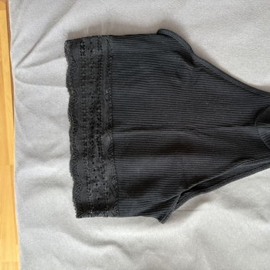 Top schwarz