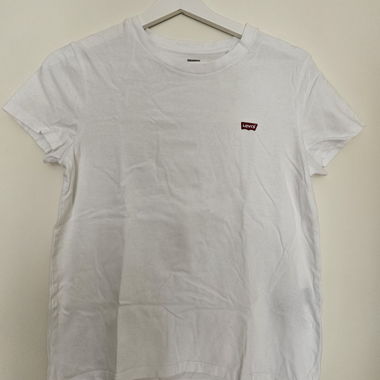 Levis T-shirt