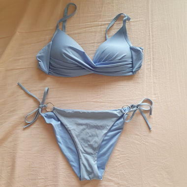 Bikini bleu