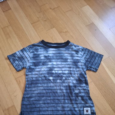 T-shirt Batik