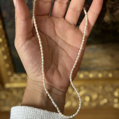 Collana di perline con effetto perla