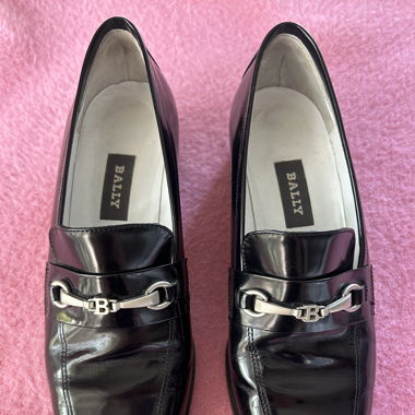 Mocassini Vintage Bally in Vernice e Pelle Taglia 38