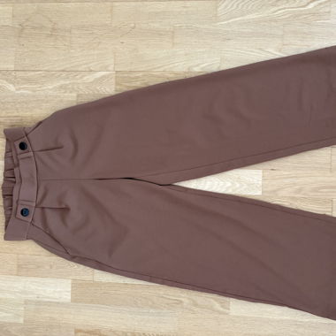Weite Hose braun und schwarz