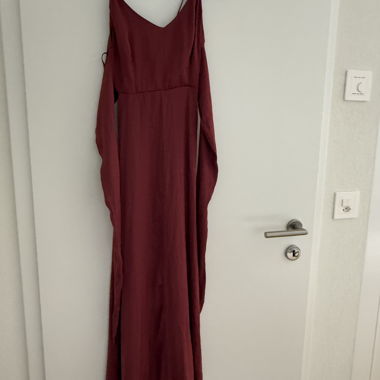 Langes Kleid von OYSHO - XS