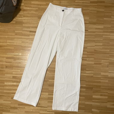 Pantaloni bianchi a vita alta