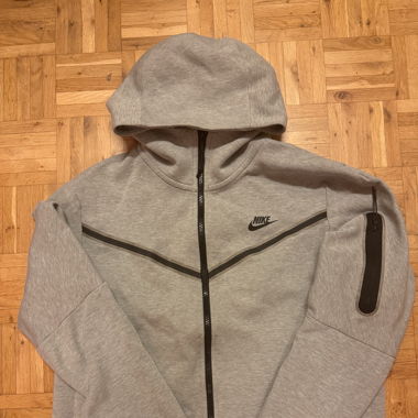 Nike tech + Pants 