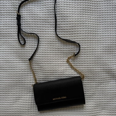 Michael Kors schwarze Umhängetasche