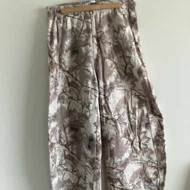 Baggy sweatpants
