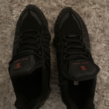 Nike Shox in black