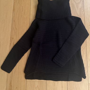 Massimo Dutti schwarzer Rollkragenpullover aus Wolle XS