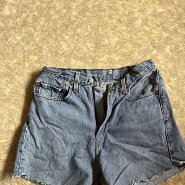 Levi‘s shorts