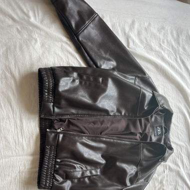 Braune Lederjacke