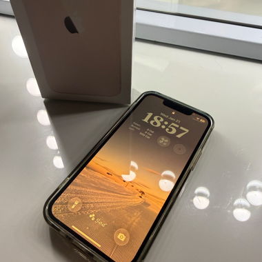 iPhone 13 mini 128 GB Pink with case