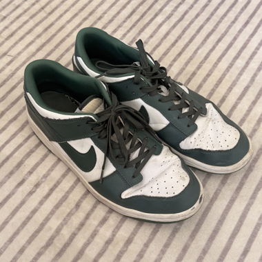 Nike Sneaker green/white