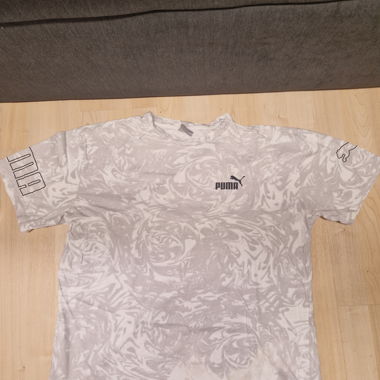 T-shirt Puma con motivo all-over