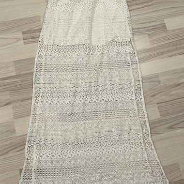 Weisser Maxi Rock mit Spitze
