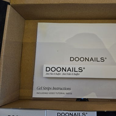 Doonails UV Lampe und Gel Strips